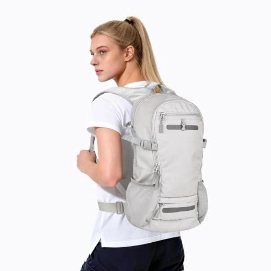 20L Multipurpose Hiking Backpack with 3L Water Bladder
