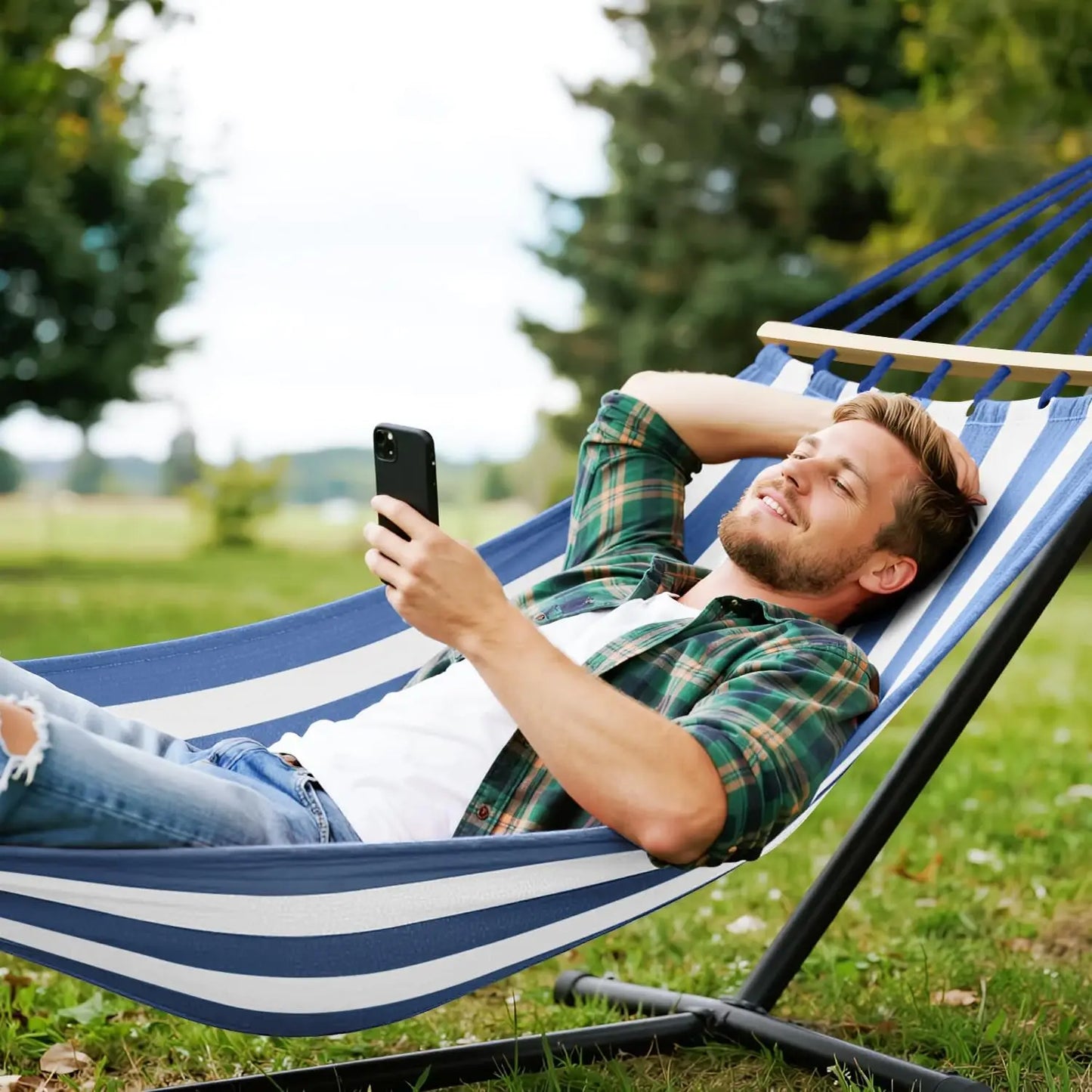 Hammock with Anti-Roll Balance Beam and Sturdy Metal Knot Straps