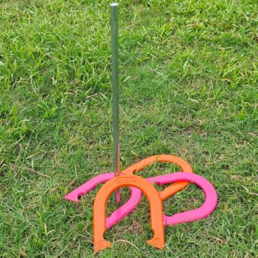 Solid Steel Horseshoe with Stakes and Carrying Bag